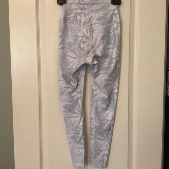 NWOT P’tula White Desiree Leggings - Picture 3 of 3